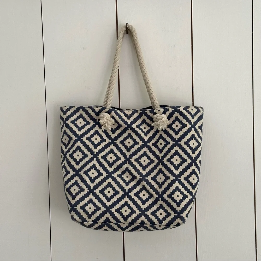Summer & Rose Canvas Beach Bag Blue Geometric Pattern Rope Handles Coastal
